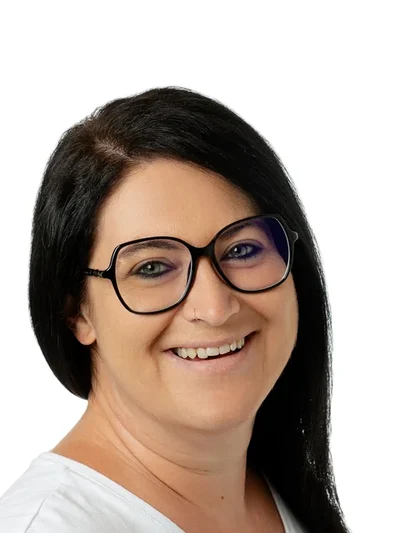 Sandra Henghuber, Verwaltung